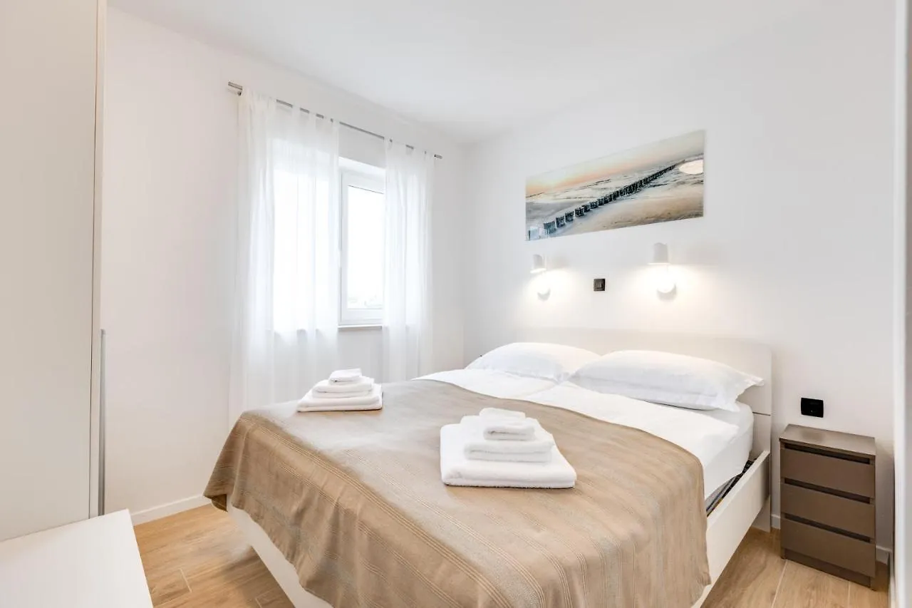 Aria Sea View Apartment Malinska
