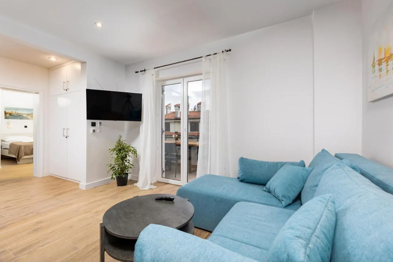 Aria Sea View Apartment مالينسكا