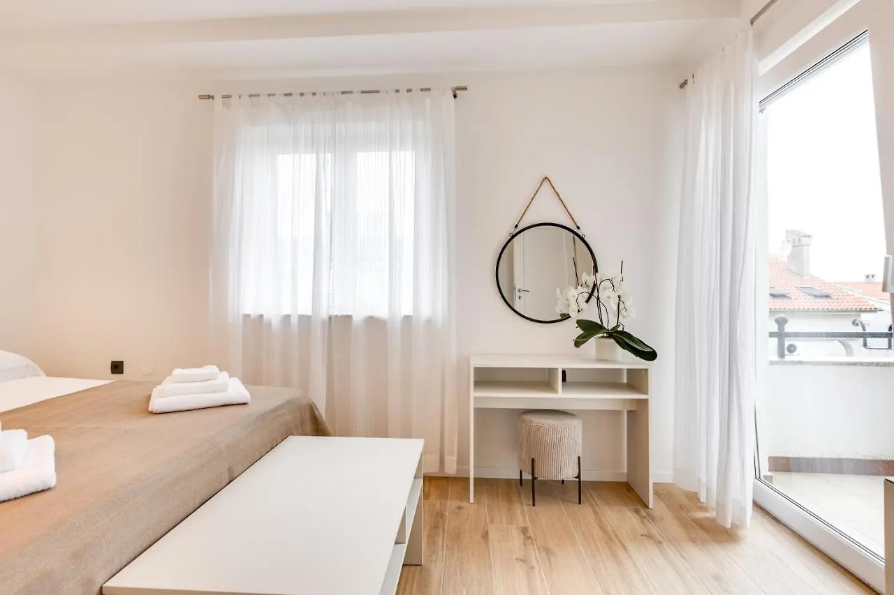 Aria Sea View Apartment Malinska 0*,